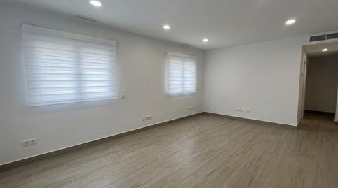 Foto 2 de Planta baja en venta en Avenida de Logroño, Casco Histórico de Barajas, Madrid Capital