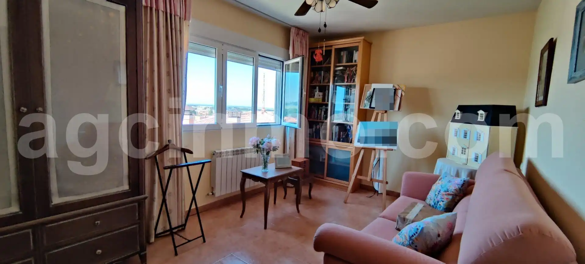 Living room of Houses for sale in Portillo  with Heating, Private garden and Terrace