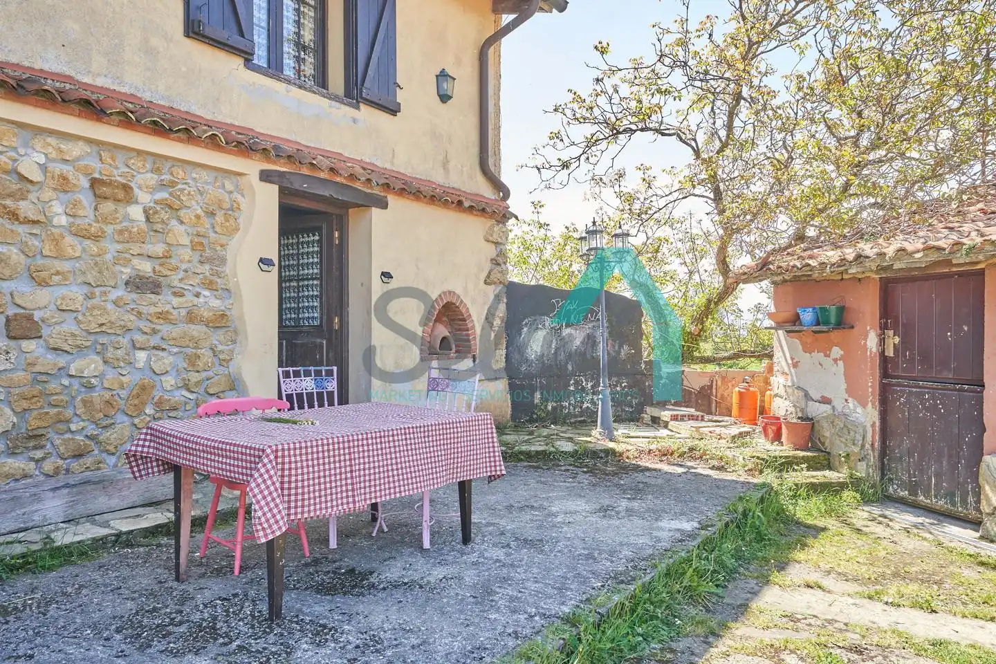 Jardín de Casa o chalet en venta en Siero con Calefacción, Jardín privado y Parquet