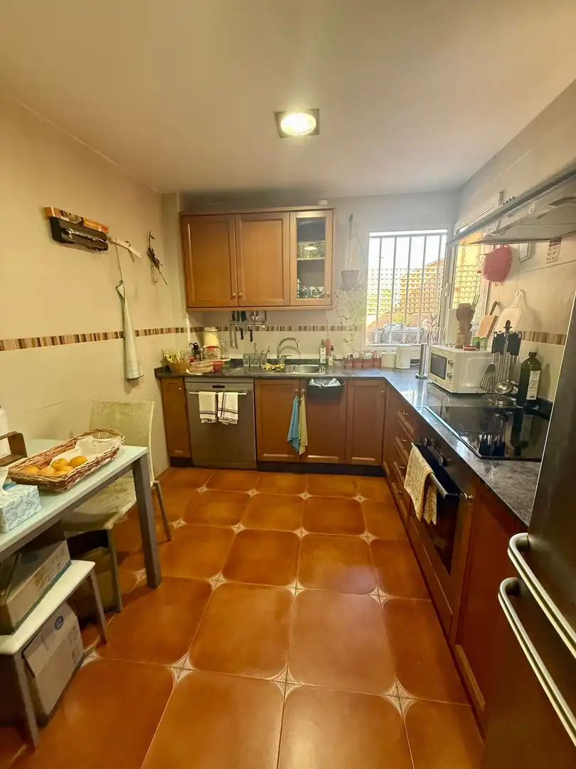 Küche von Haus oder Chalet zum Verkauf in Villena mit Heizung, Privatgarten und Abstellraum
