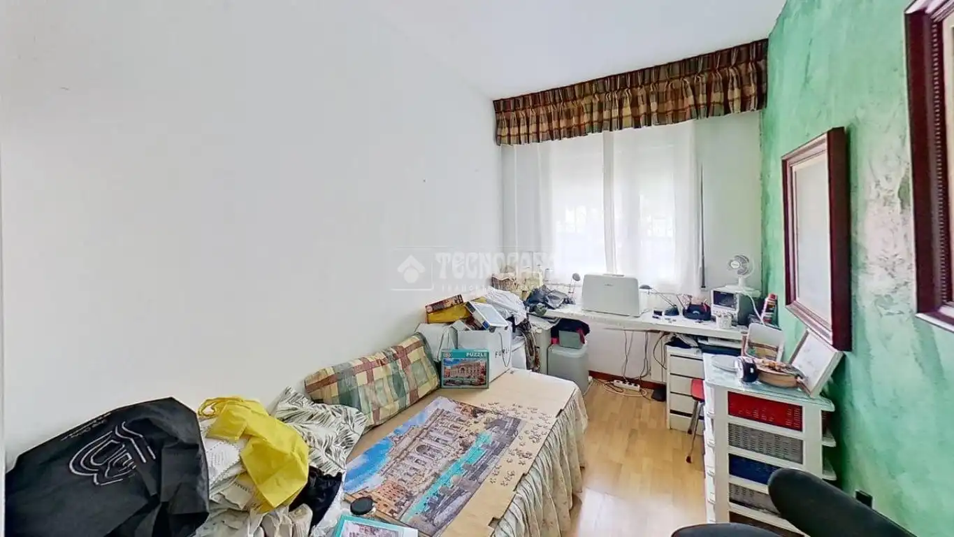 Habitación de Piso en venta en Manresa con Terraza, Trastero y Amueblado