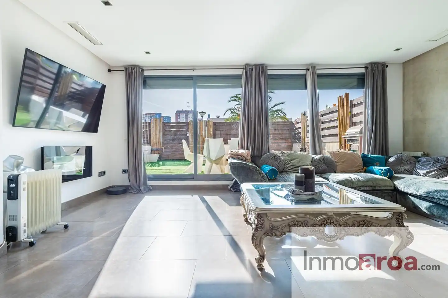 Exterior view of Houses for sale in La Pobla de Farnals  with Terrace, Furnished and Community pool