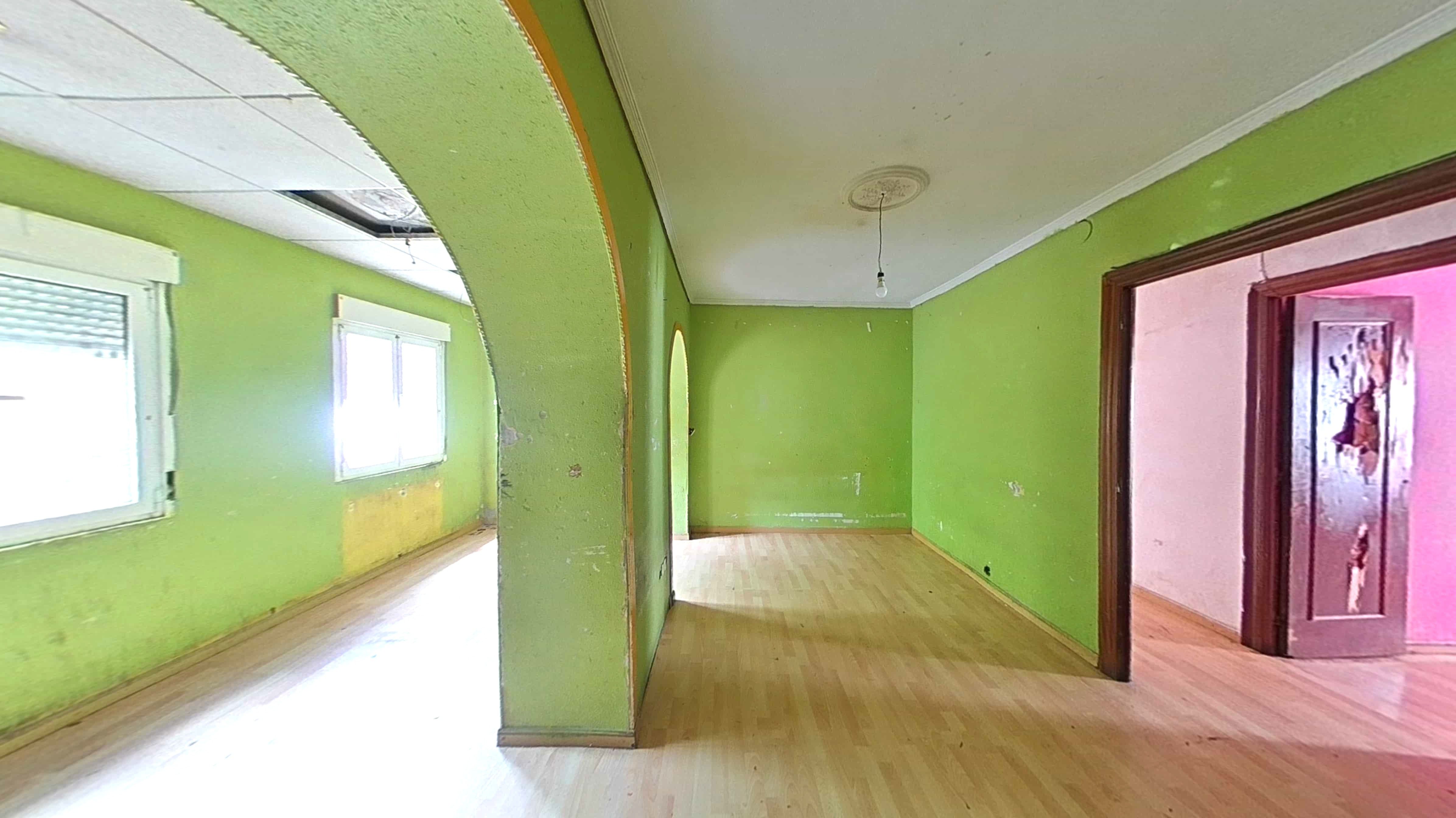 Flat for sale in El Astillero    with Oven