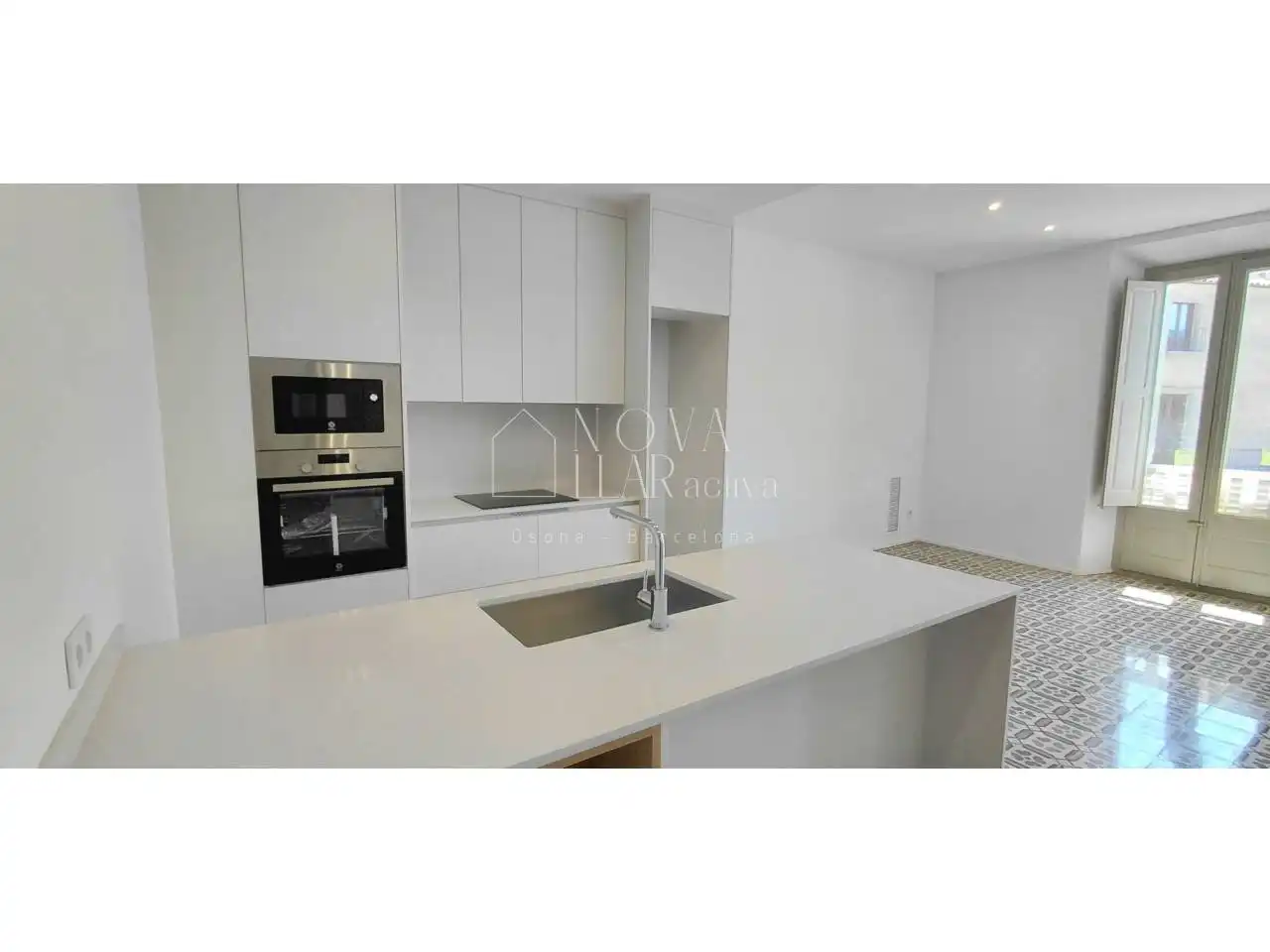 Flat with terrace for sale in Plaza Mayor, imagen 3