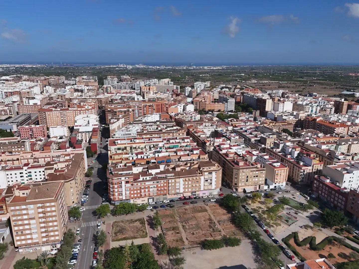 Vista exterior de Pis en venda en Castellón de la Plana / Castelló de la Plana amb Calefacció, Terrassa i Balcó
