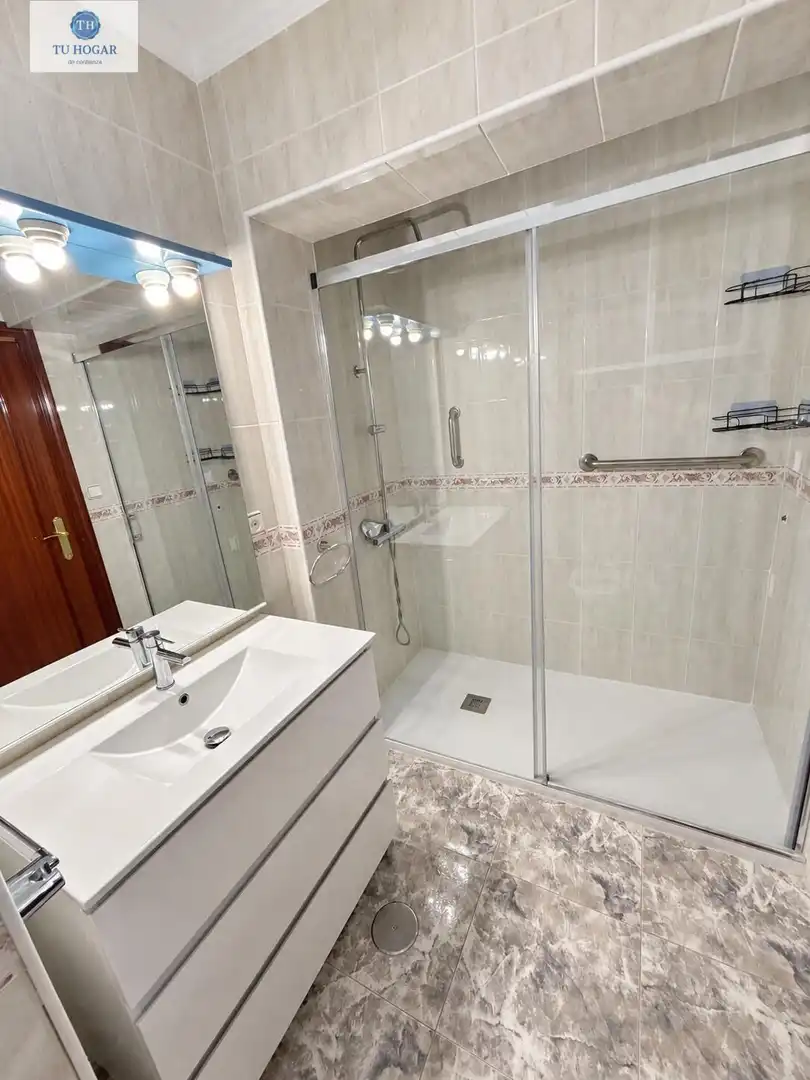 Piso con ascensor en venta en La Paz, imagen 4