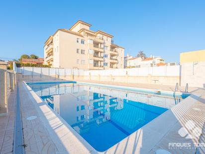 Swimming pool of Planta baja for sale in Cunit  with Terrace, Storage room and Balcony