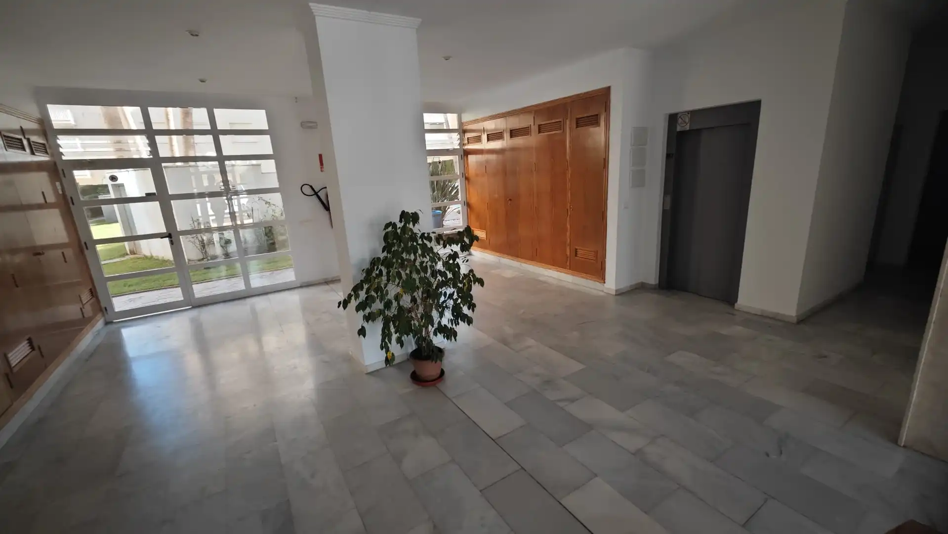 Apartamento en venta en Daimús con Terraza, Piscina y Amueblado