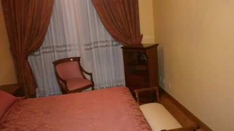 Foto 4 de Piso en venta en Salesas - Foncalada - Campoamor, Oviedo