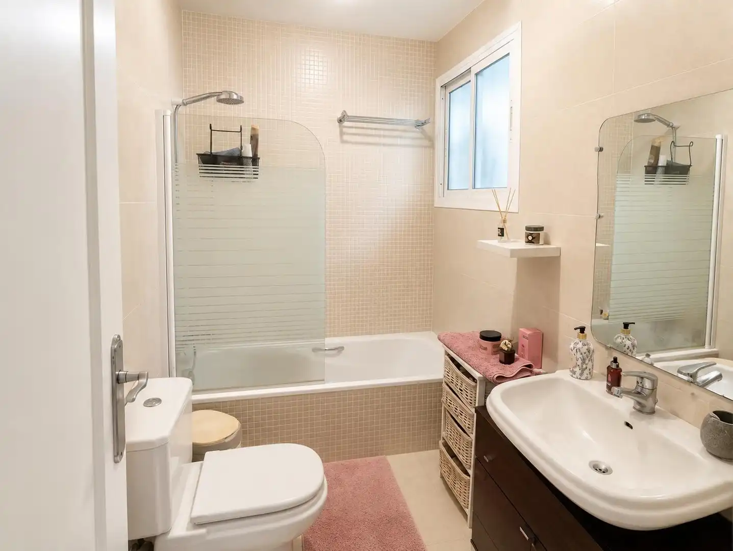 Baño de Piso en venta en Roquetas de Mar con Aire acondicionado y Terraza