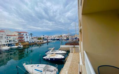 Vista exterior de Apartament en venda en Empuriabrava amb Aire condicionat i Terrassa