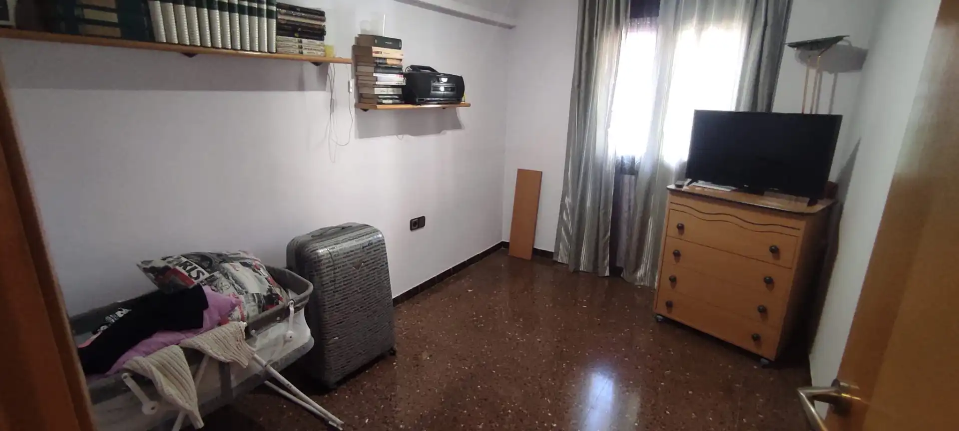 Bedroom of Flat for sale in Santa Coloma de Gramenet  with Air Conditioner, Heating and Terrace