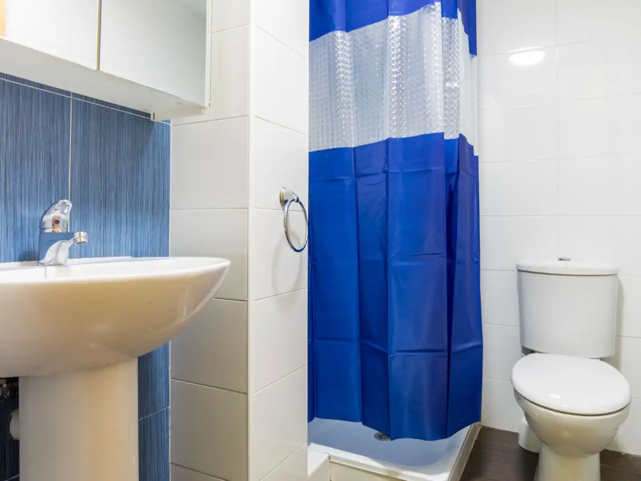 Bathroom of Flat for rent in Zuera  with Air Conditioner, Heating and Terrace