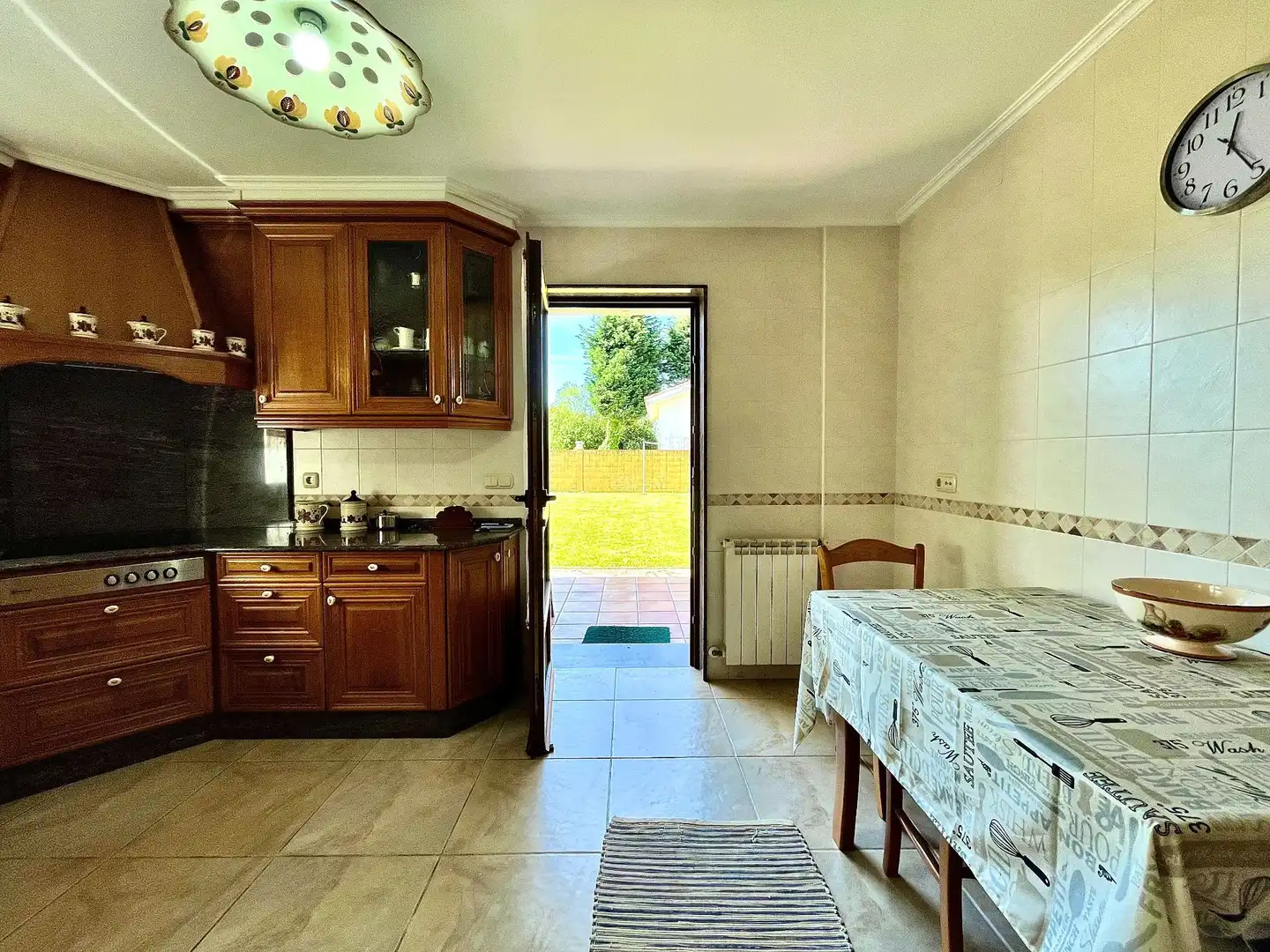 Küche von Haus oder Chalet zum Verkauf in Valdoviño mit Heizung, Privatgarten und Abstellraum
