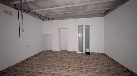 Foto 3 de Casa adosada en venta en Calle Balmes, La Sénia, Tarragona