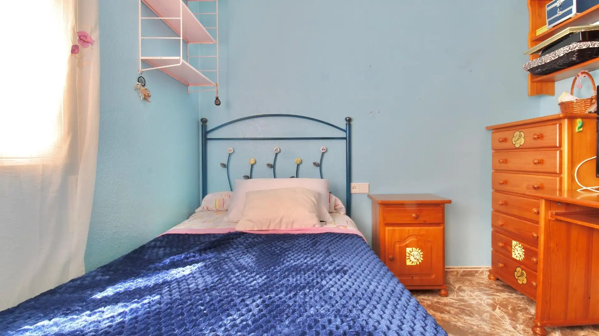 Habitación de Casa adosada en venta en Roquetas de Mar con Aire acondicionado, Terraza y Trastero