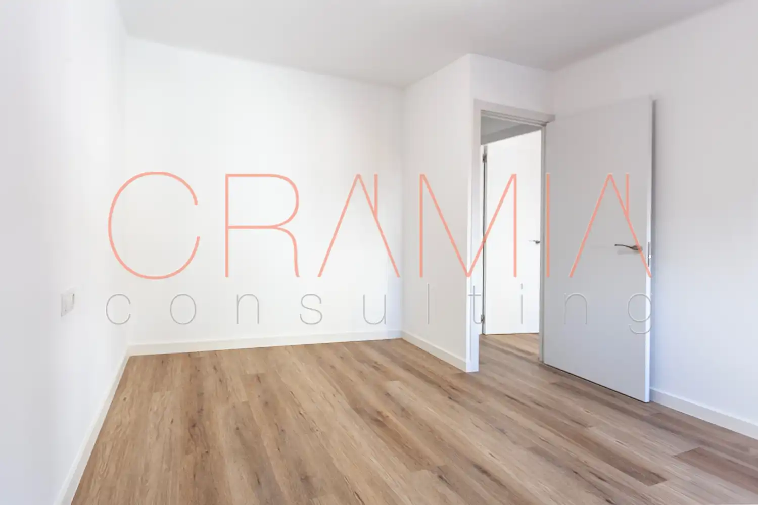 Habitación de Piso en venta en L'Hospitalet de Llobregat con Terraza, Horno y Balcón