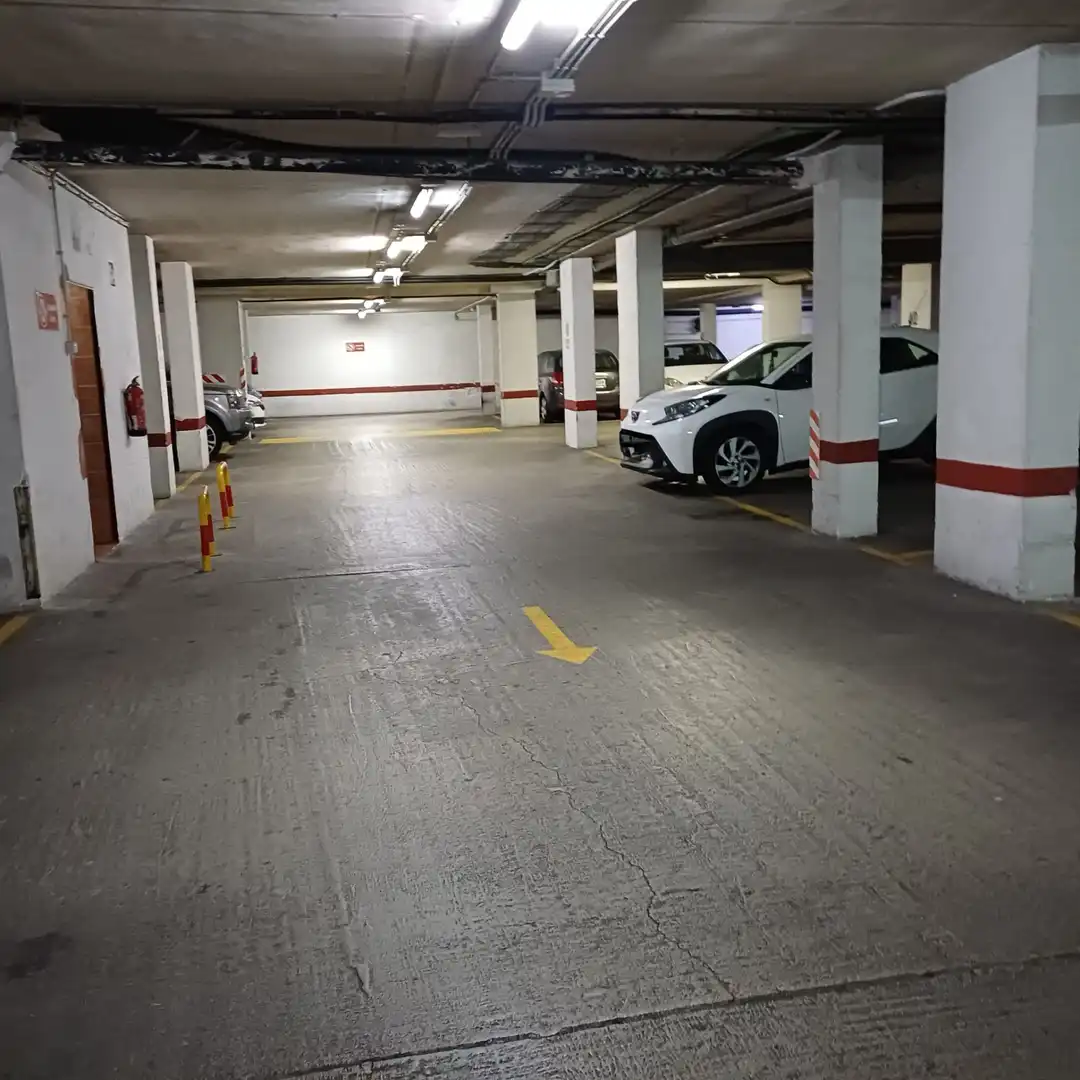 Parking de Piso en venta en Las Palmas de Gran Canaria con Amueblado