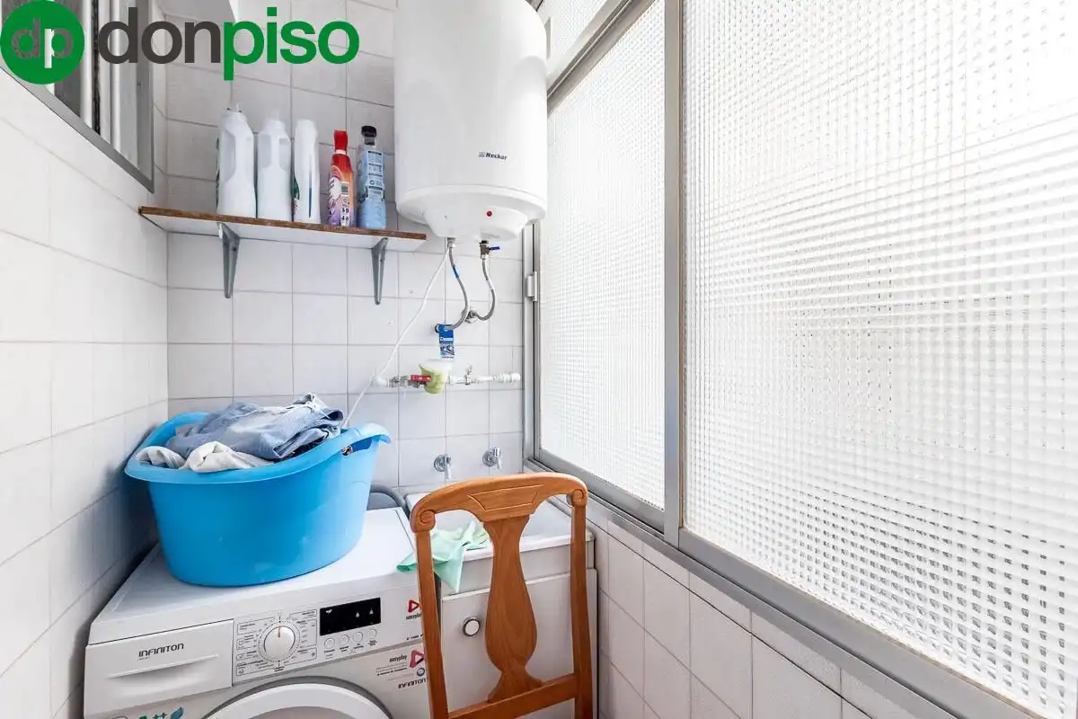 Balcony of Flat for sale in Granada  with Air Conditioner