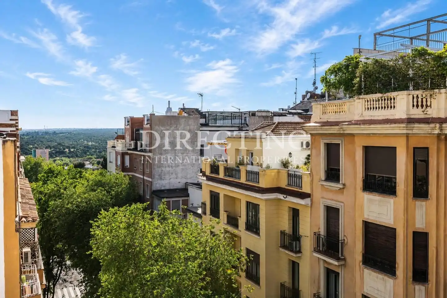 Exterior view of Attic for sale in Madrid  with Air Conditioner, Heating and Parquet flooring