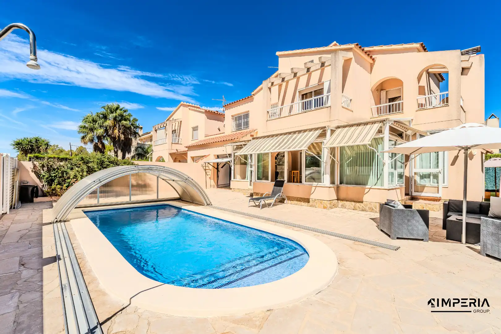 Villa con terrazza in vendita a Calle, imagen 3