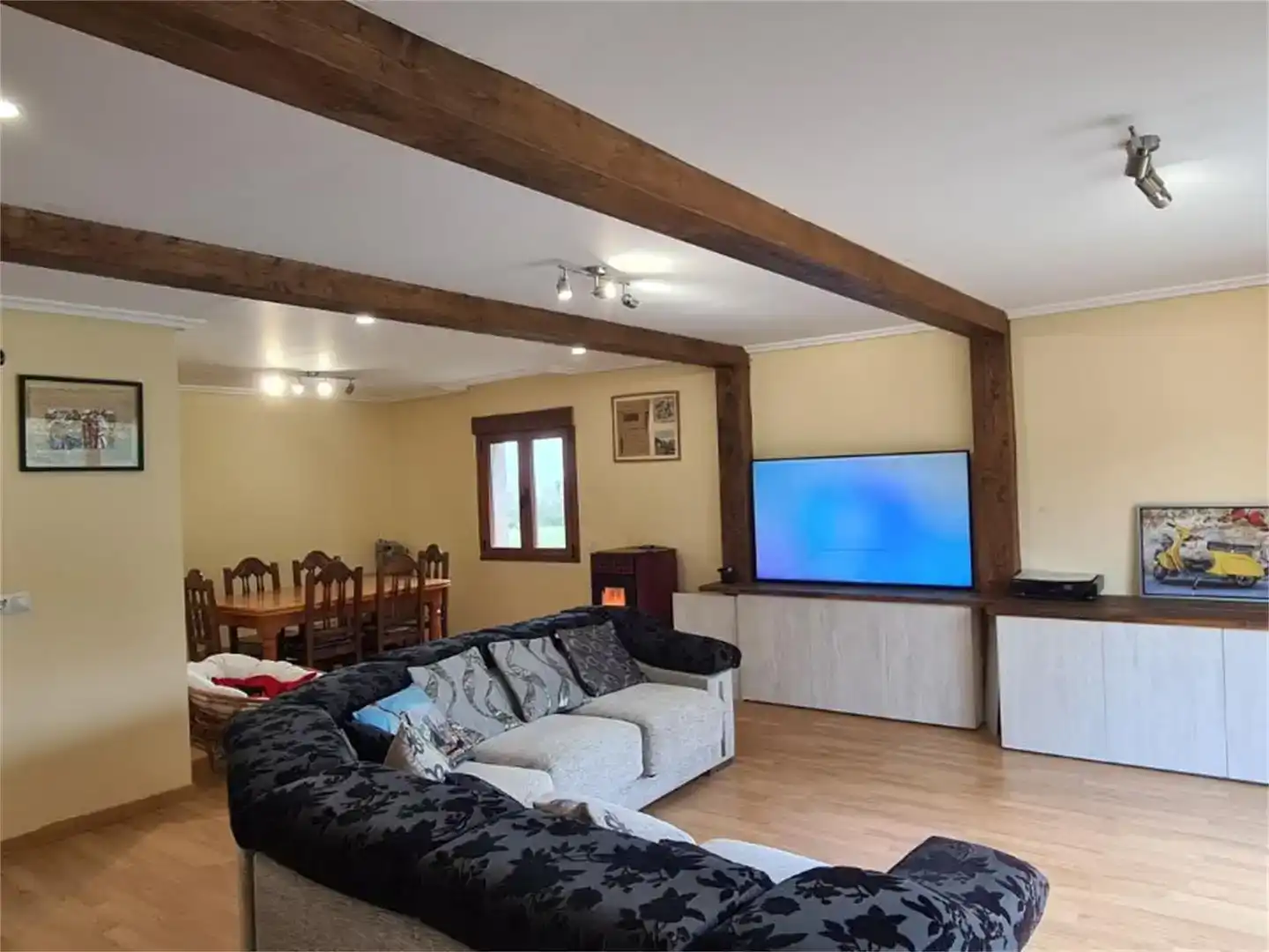 Sala d'estar de Planta baixa en venda en Castro Caldelas amb Jardí privat, Parquet i Traster