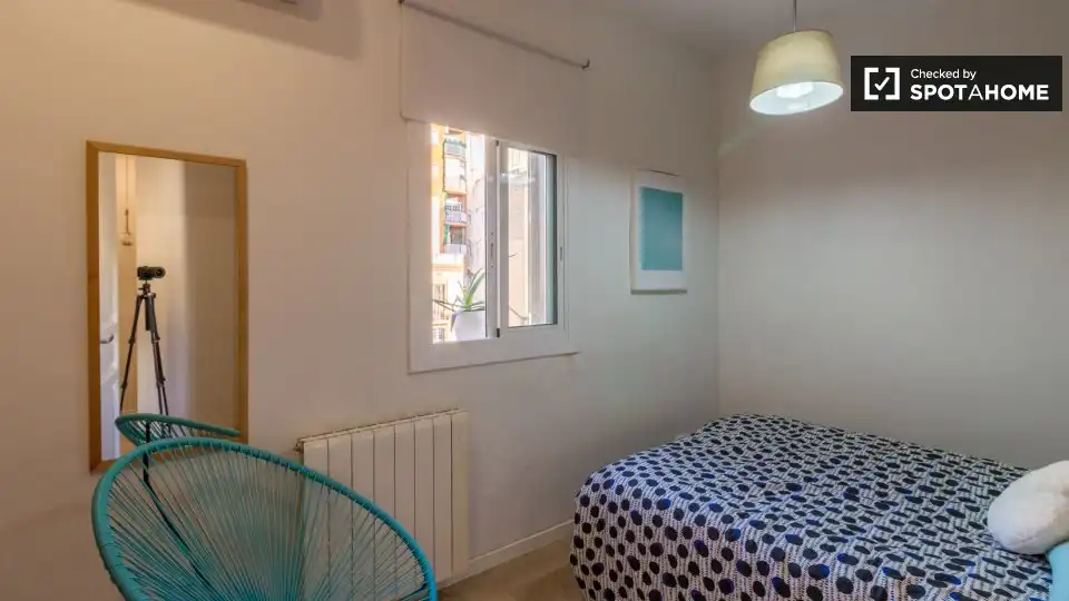 Flat for rent in Sants-Badal