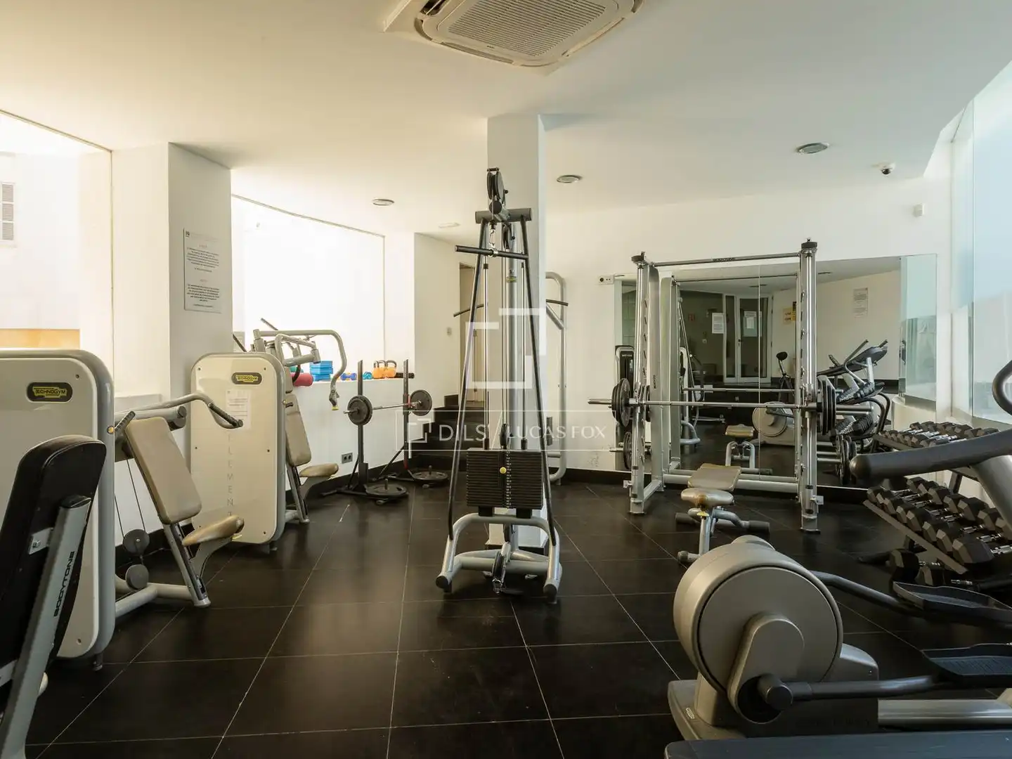 Flat for sale in Eivissa  with Air Conditioner, Swimming Pool and Furnished