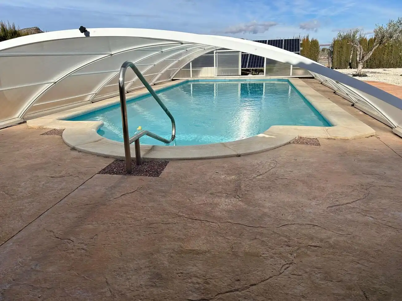 Piscina de Finca rústica en venta en Villena con Piscina