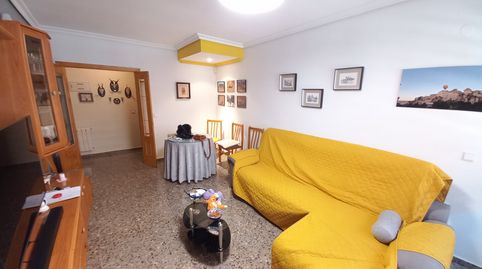 Foto 2 de Apartamento en venta en Industria, Albacete Capital