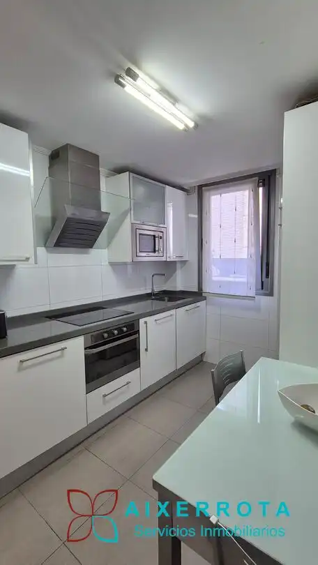 Cocina de Ático en venta en Leioa con Calefacción, Terraza y Trastero