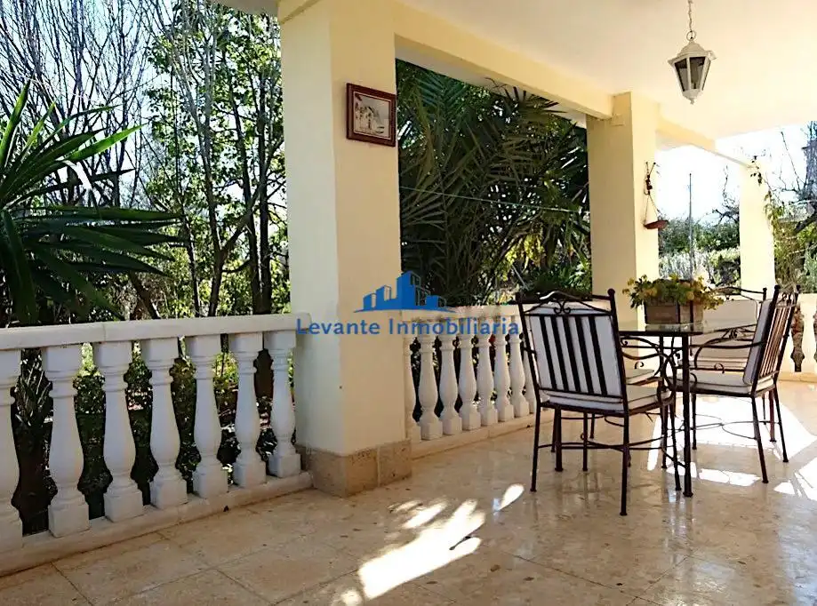 Chalet con piscina en venta en Godelleta, imagen 5