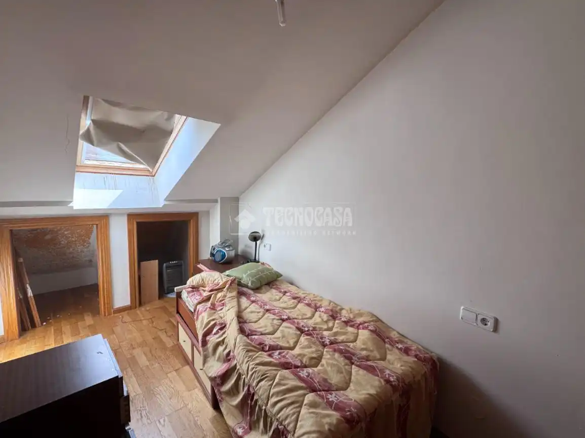 Bedroom of Flat for sale in León Capital   with Heating and Parquet flooring