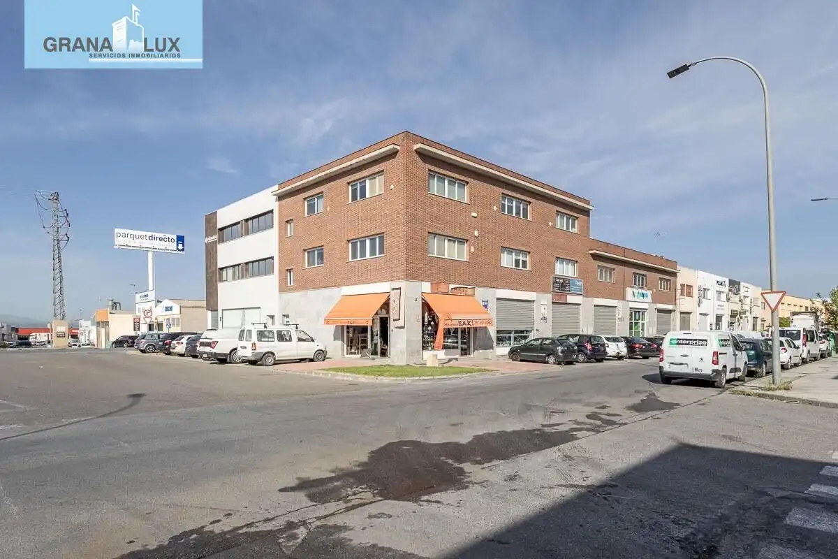 Industriegebäude zum Verkauf in Avenida JUNCARIL, imagen 4