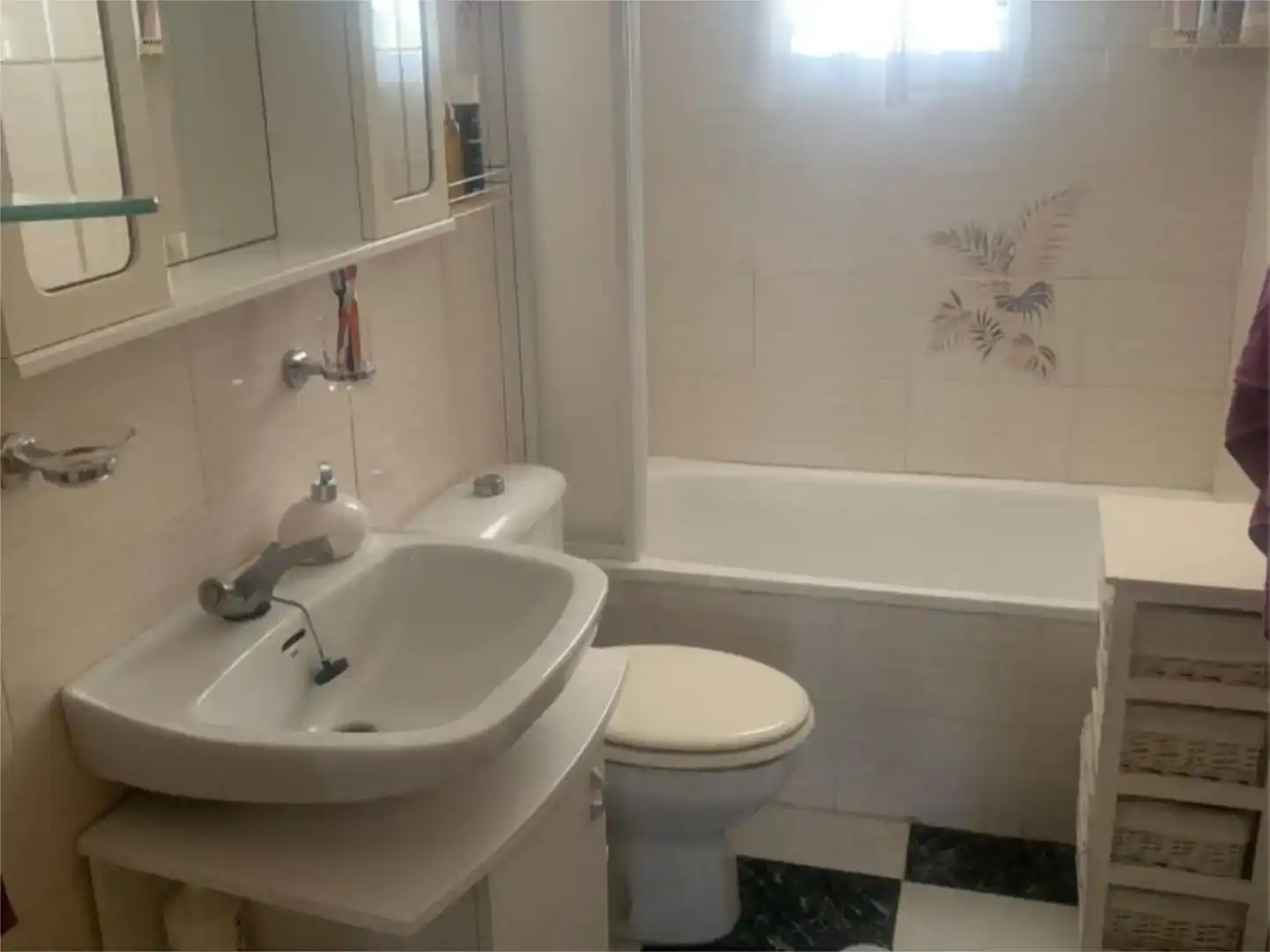 Baño de Dúplex de alquiler en San Pedro del Pinatar con Amueblado y Balcón