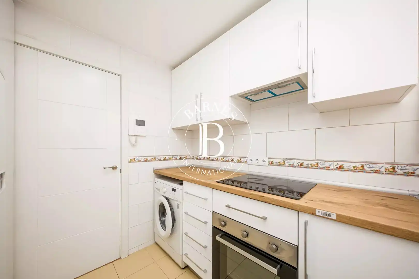 Exterior view of Flat for rent in Madrid  with Air Conditioner, Heating and Terrace