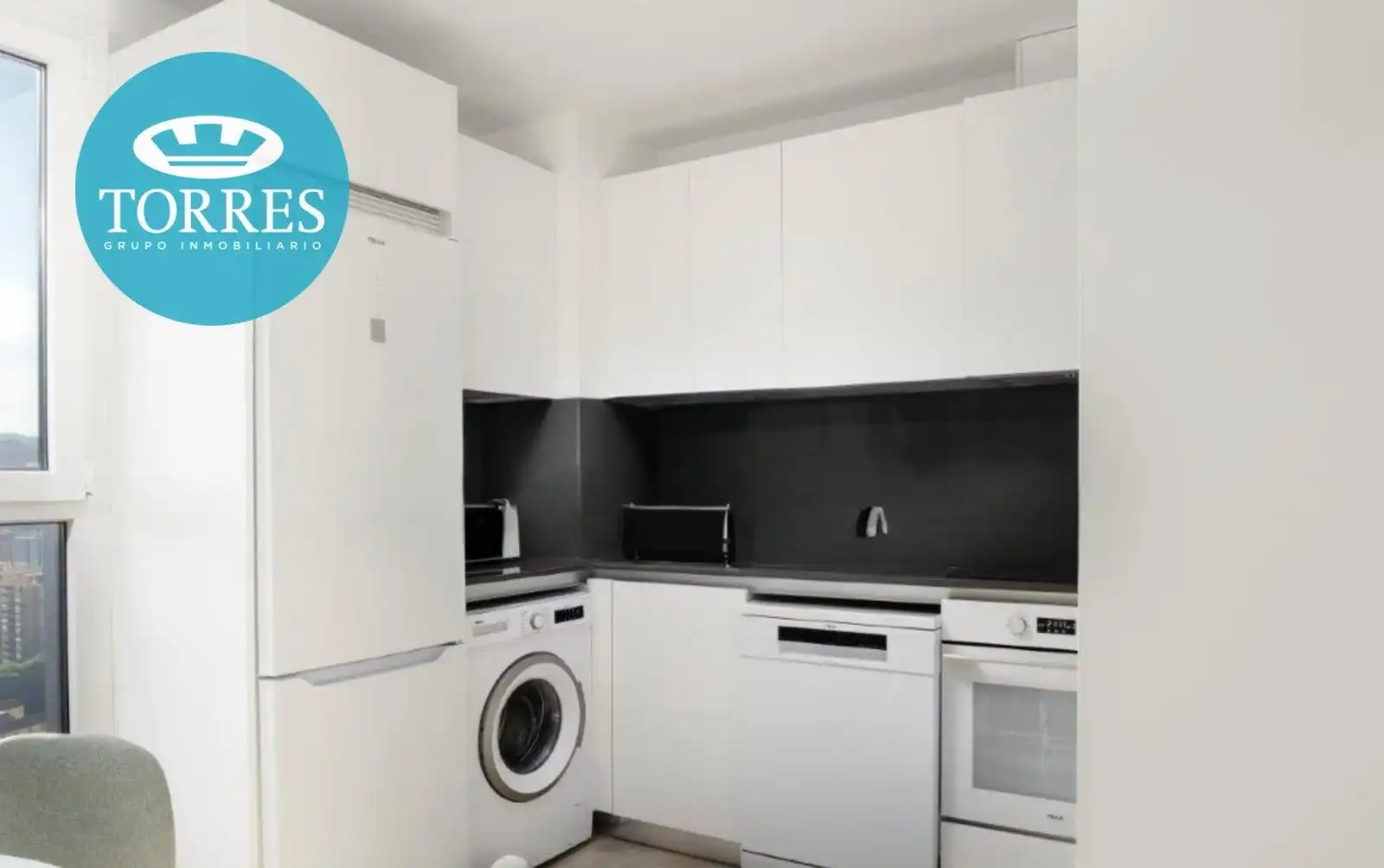 Cocina de Piso en venta en Málaga con Aire acondicionado, Amueblado y Piscina comunitaria