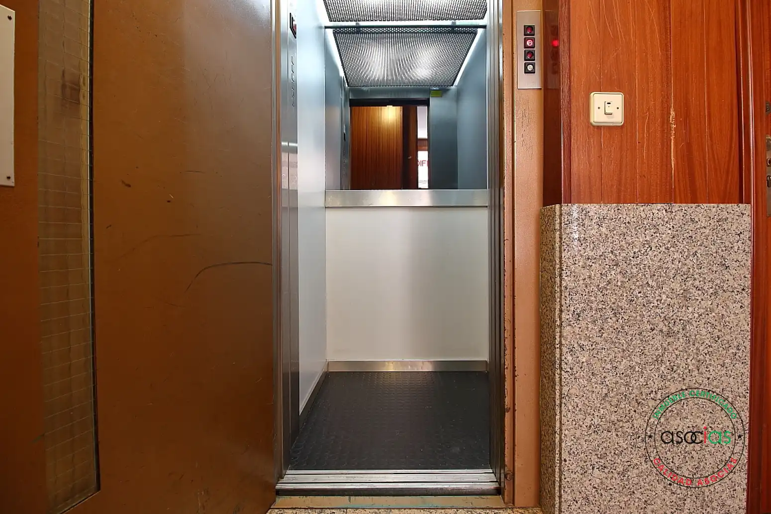 Piso en venta en Gijón  con Calefacción, Parquet y Trastero