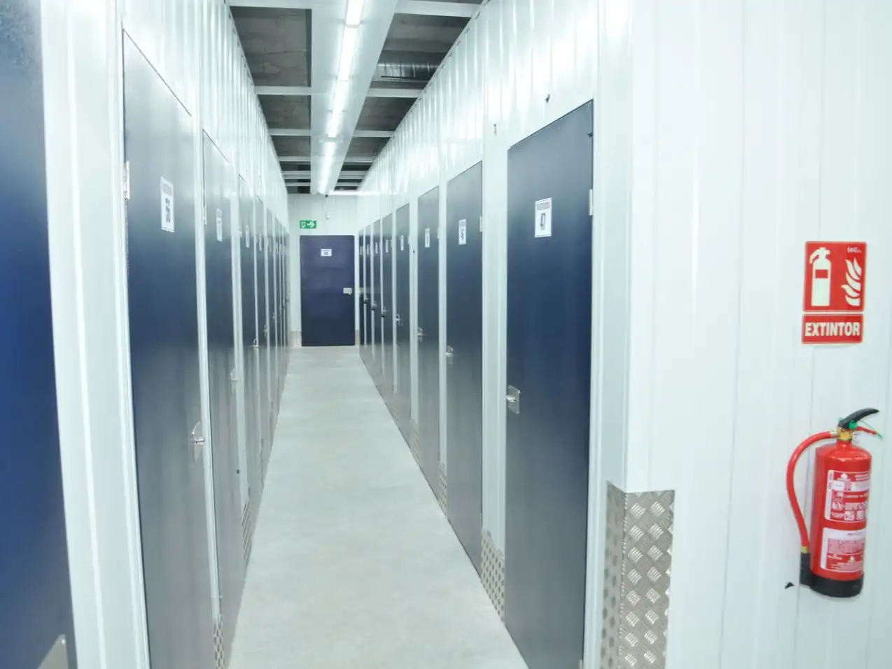Storage room for rent in Sevilla  with Alarm