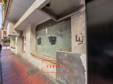 Business premises for sale in Calle Tirso de Molina 10