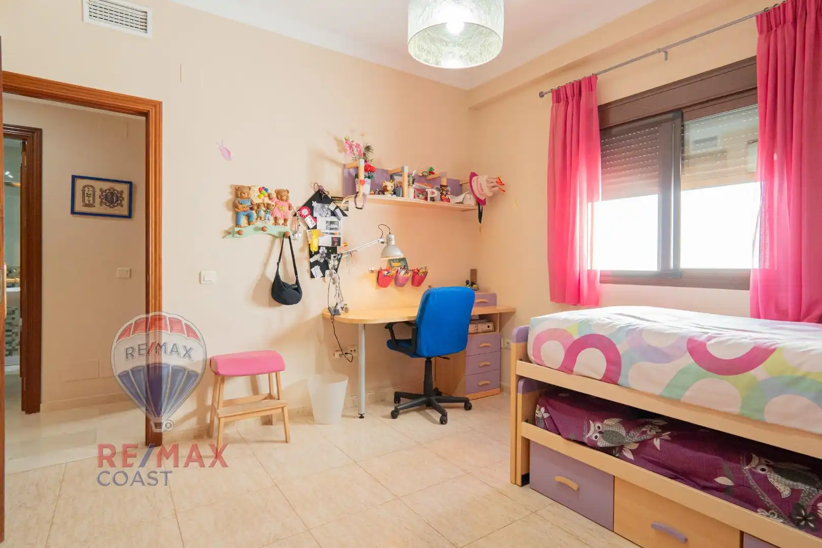 Dormitori de Casa o xalet en venda en Casabermeja amb Aire condicionat i Terrassa