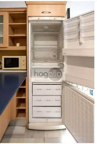 Cocina de Piso de alquiler en Sevilla con Aire acondicionado, Terraza y Amueblado