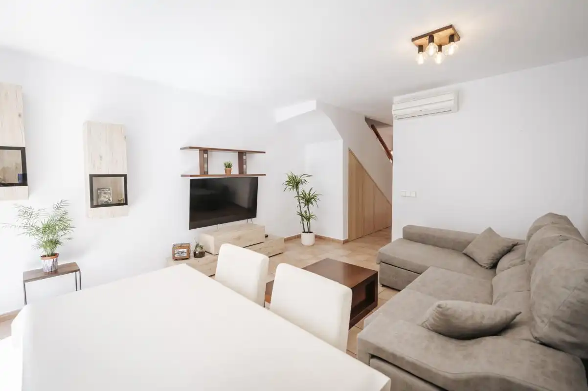 Sala de estar de Planta baja en venta en Sant Josep de sa Talaia con Aire acondicionado, Calefacción y Terraza