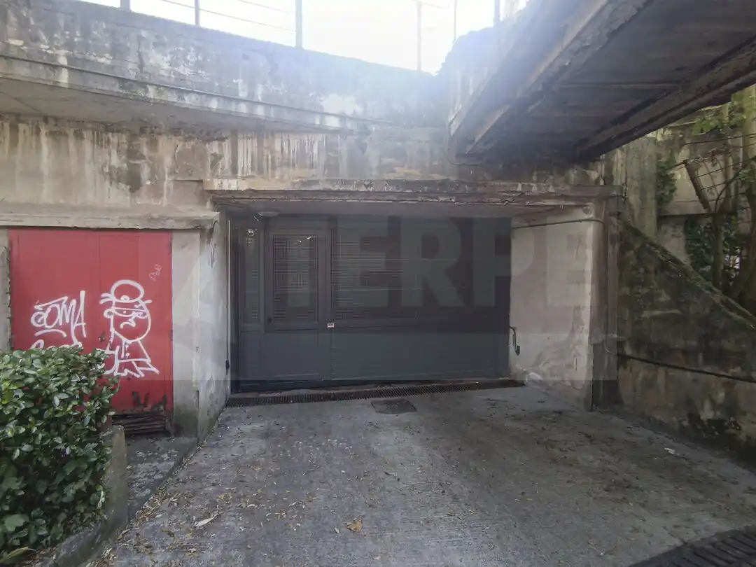 Garage for rent in Errenteria