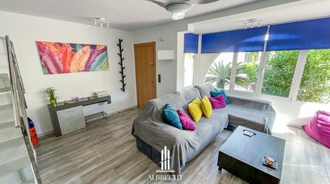 Foto 4 de Casa adosada en venta en Avenida del Carabassí, 1, Gran Vista - Olivo de Oro, Santa Pola
