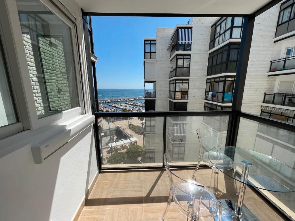 Terraza de Apartamento en venta en Marbella con Aire acondicionado, Amueblado y Horno