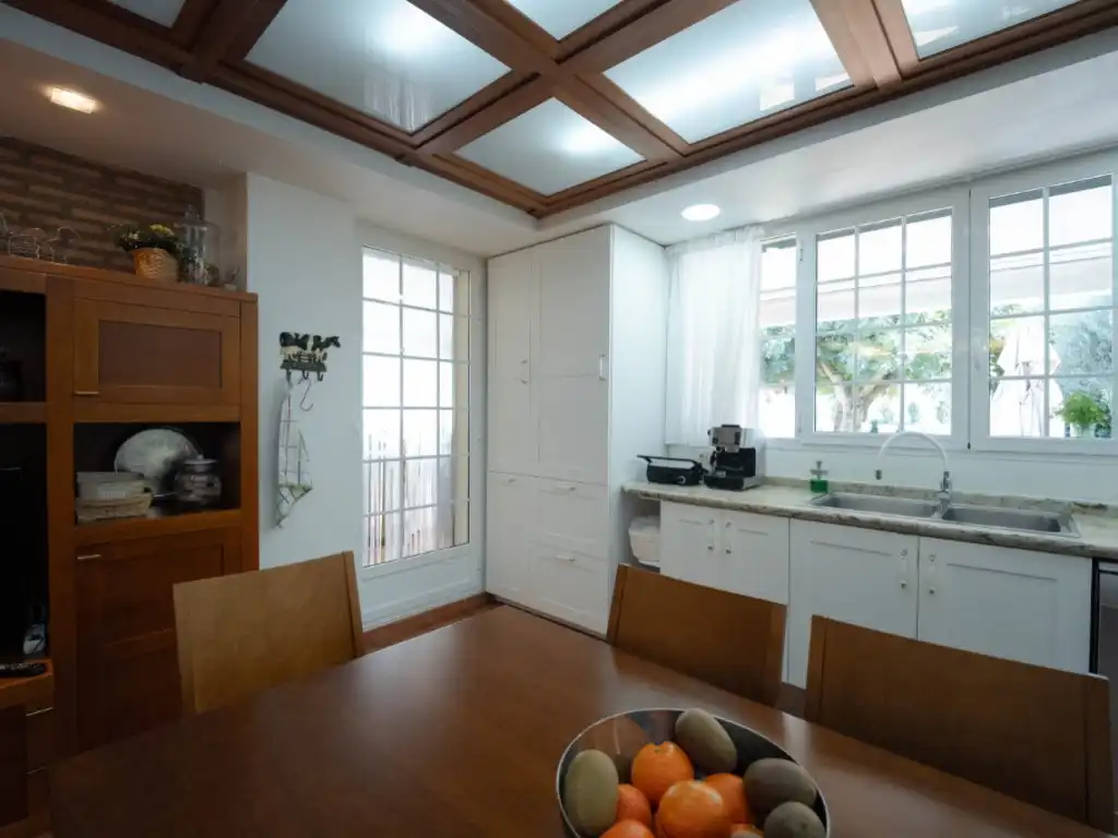 Cocina de Casa o chalet en venta en Torrent con Aire acondicionado, Calefacción y Jardín privado