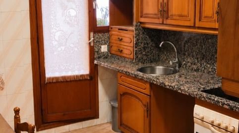 Foto 2 de Piso en venta en Calle Ramón y Cajal, 61, La Robla , León