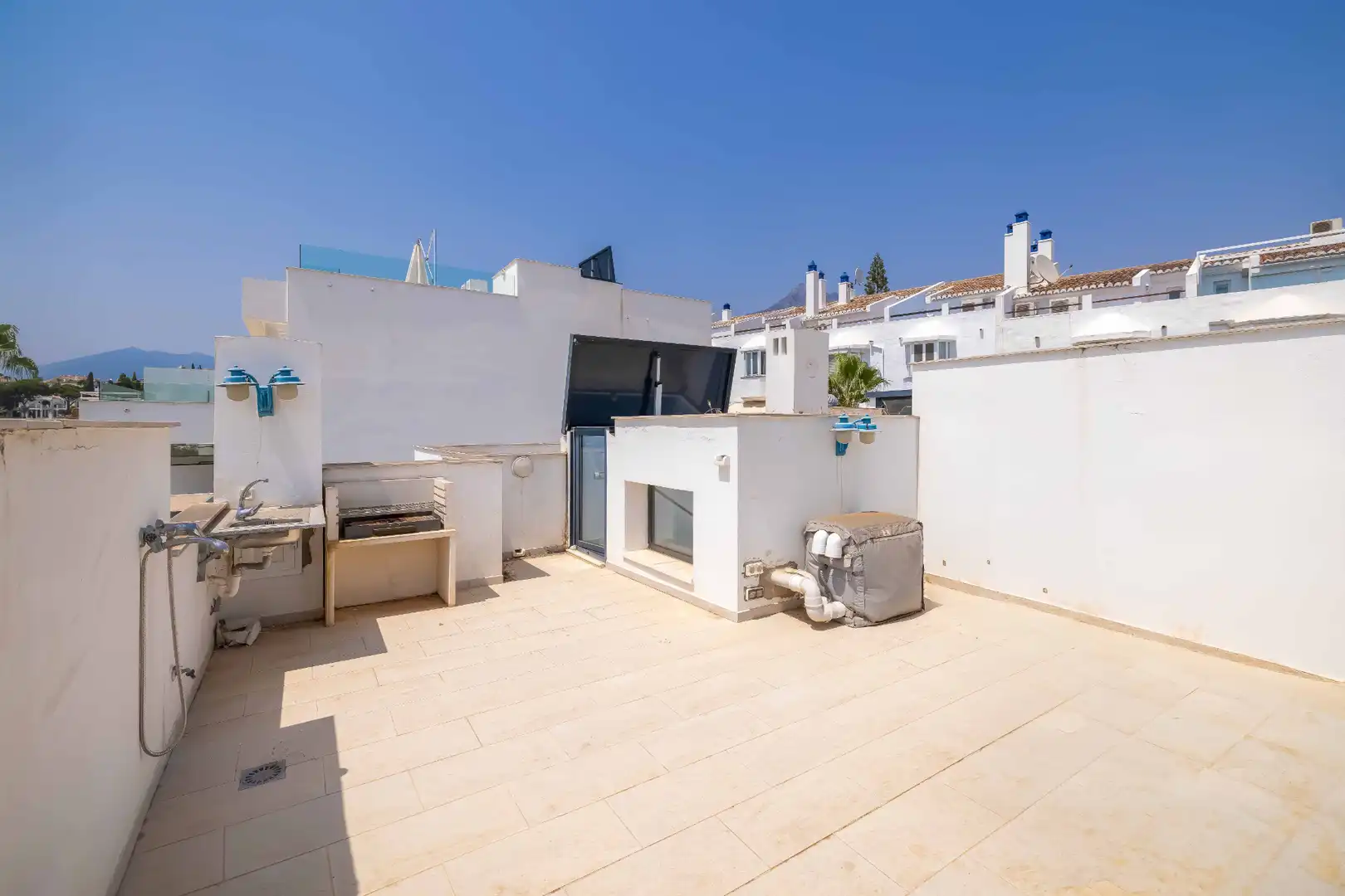 Terrassa de Casa adosada en venda en Marbella amb Aire condicionat, Calefacció i Terrassa