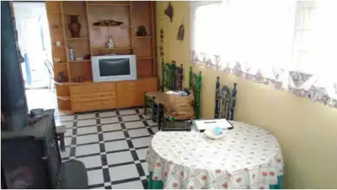 Sala de estar de Edificio en venta en Aldeacentenera